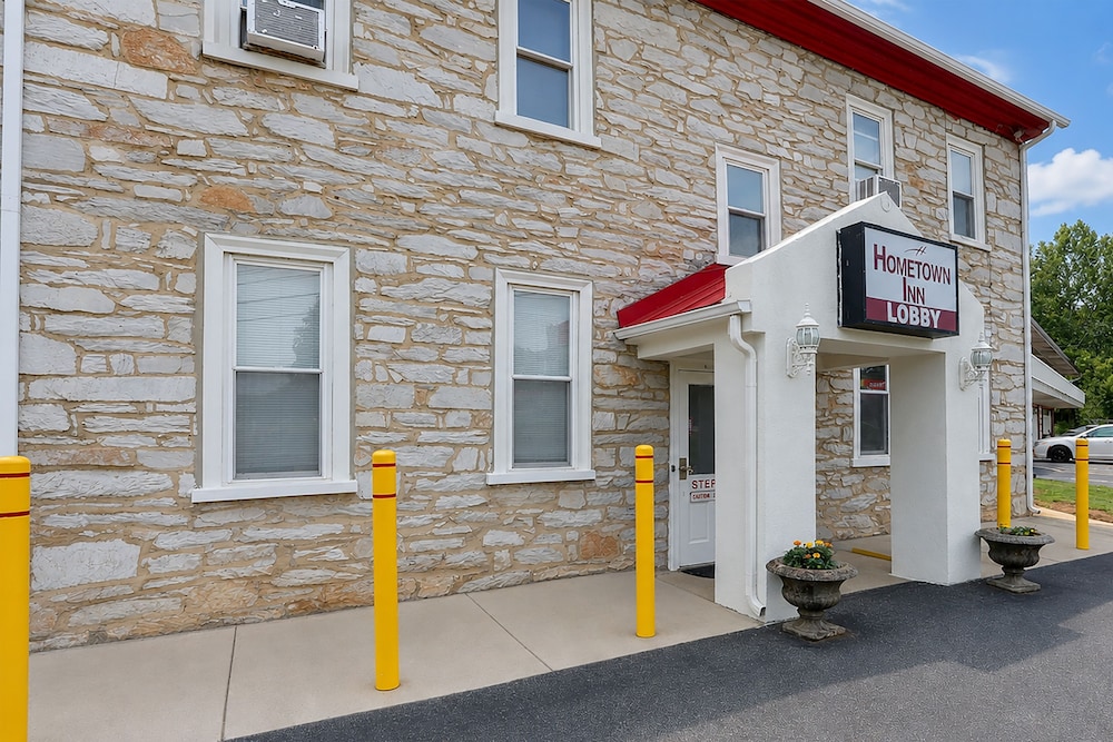 Hometown Inn Staunton VA near Hwy 11 47/50