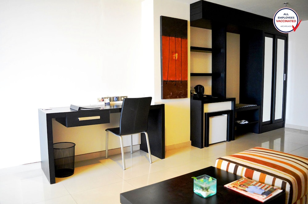 Aston Denpasar Hotel & Convention Center 59/72
