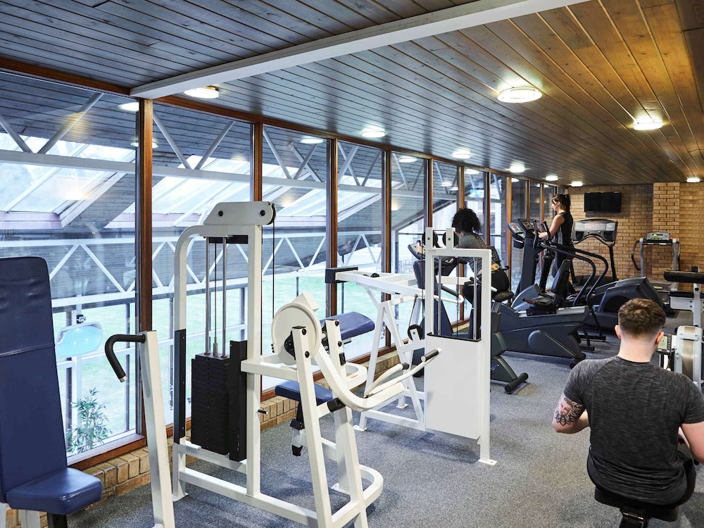 Mercure Sheffield Kenwood Hall & Spa 25/50