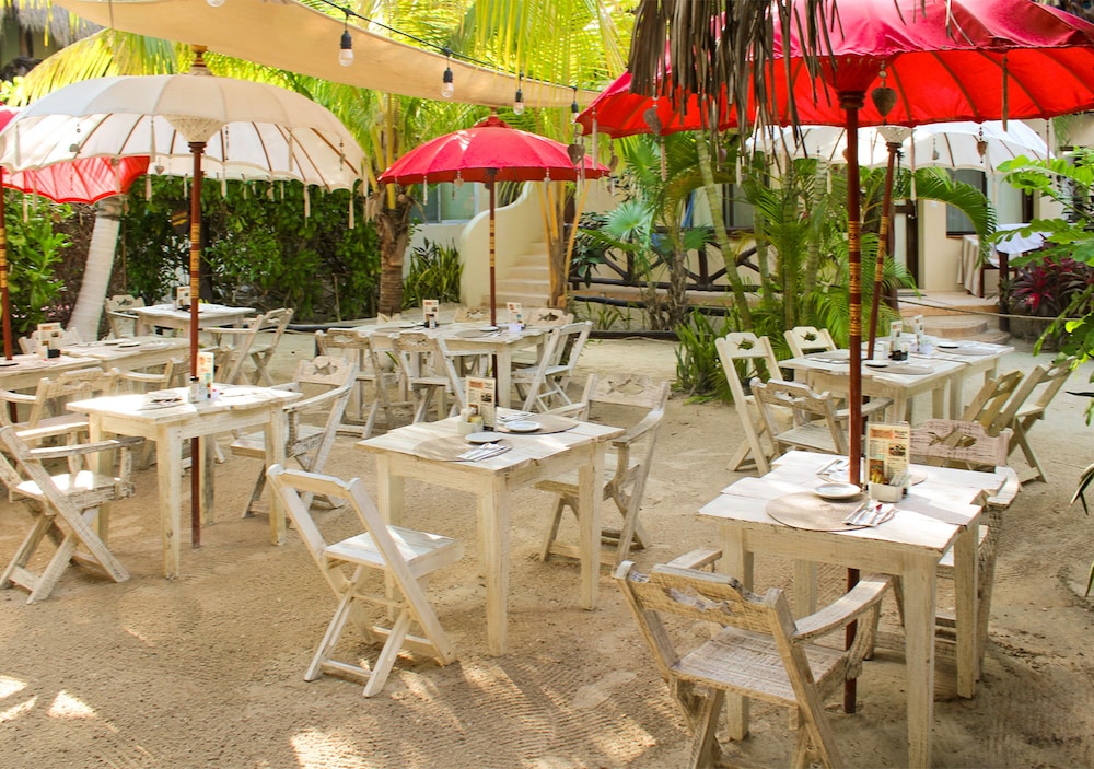 HolboxDream Beachfront 30/50