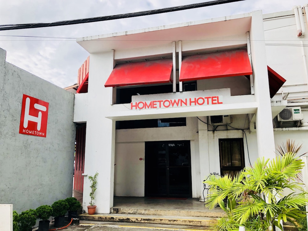 Hometown Hotel Bacolod - Lacson 4/74
