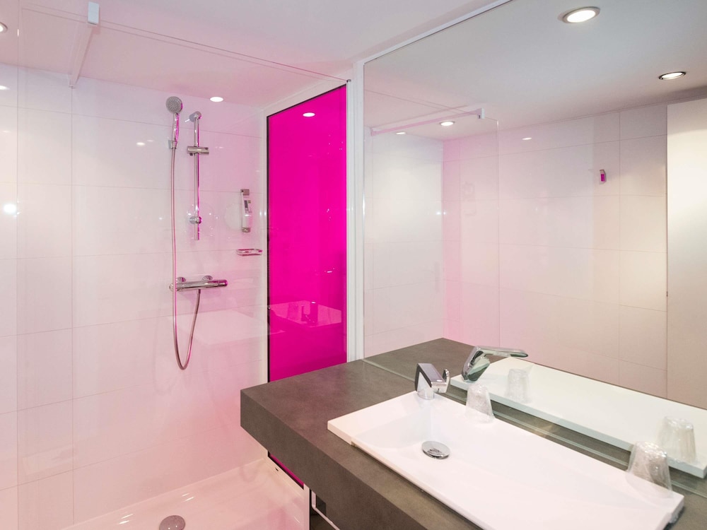Ibis Styles Menton Centre 49/50