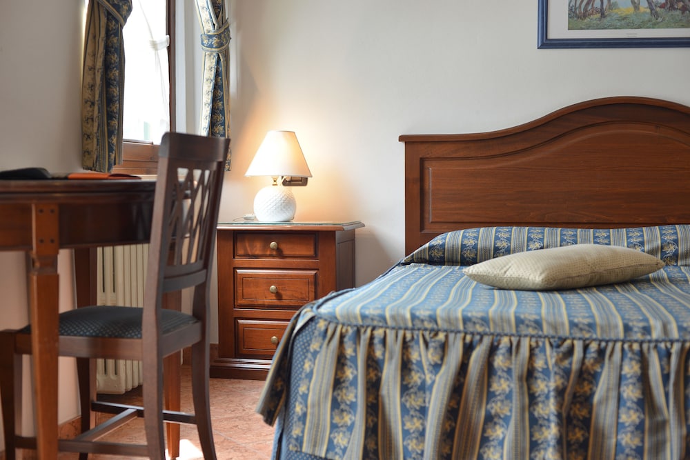 Boutique Hotel Brenzone 27/78