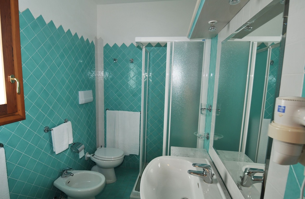 Hotel Valkarana Relais di Campagna 48/50
