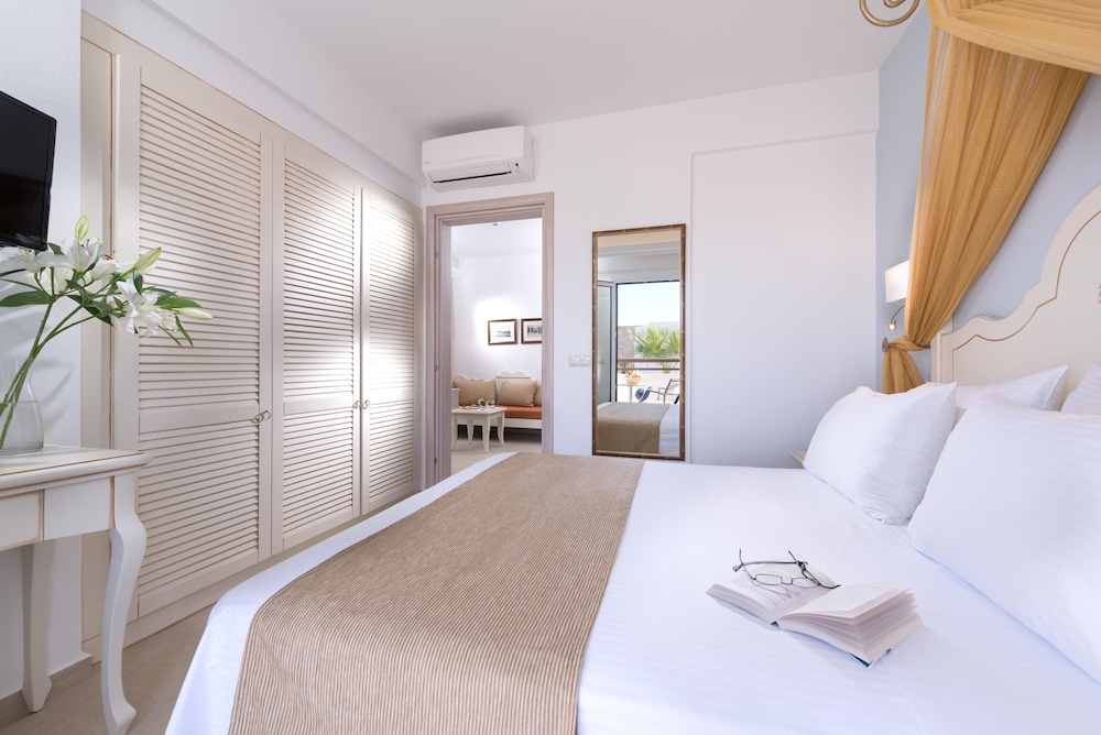 Alexander Beach Hotel & Village Resort 7/49