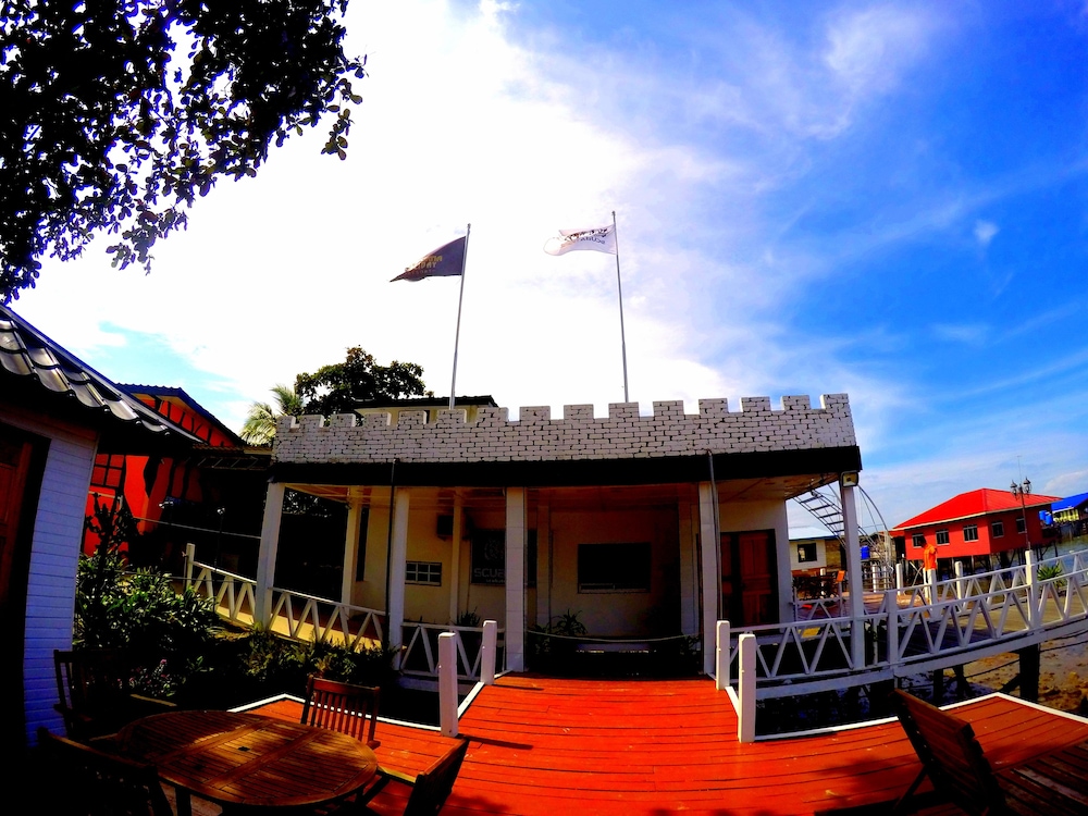 Scuba Tiger Semporna Holiday Resort 4/50