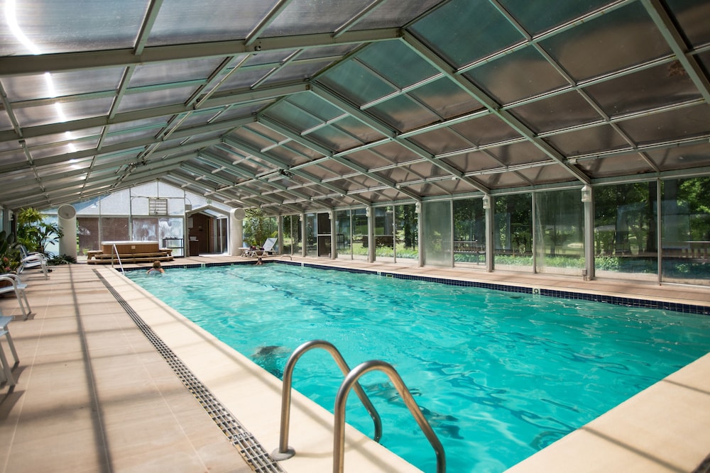 New Harmony Inn Resort & Conference Center 18/49