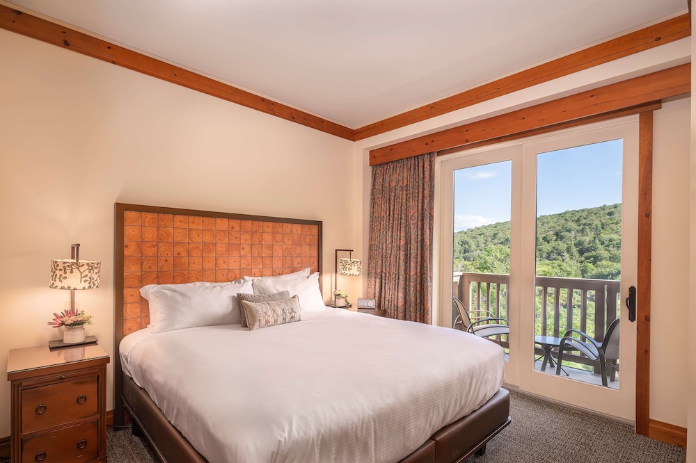 The Lodge At Spruce Peak 32/83