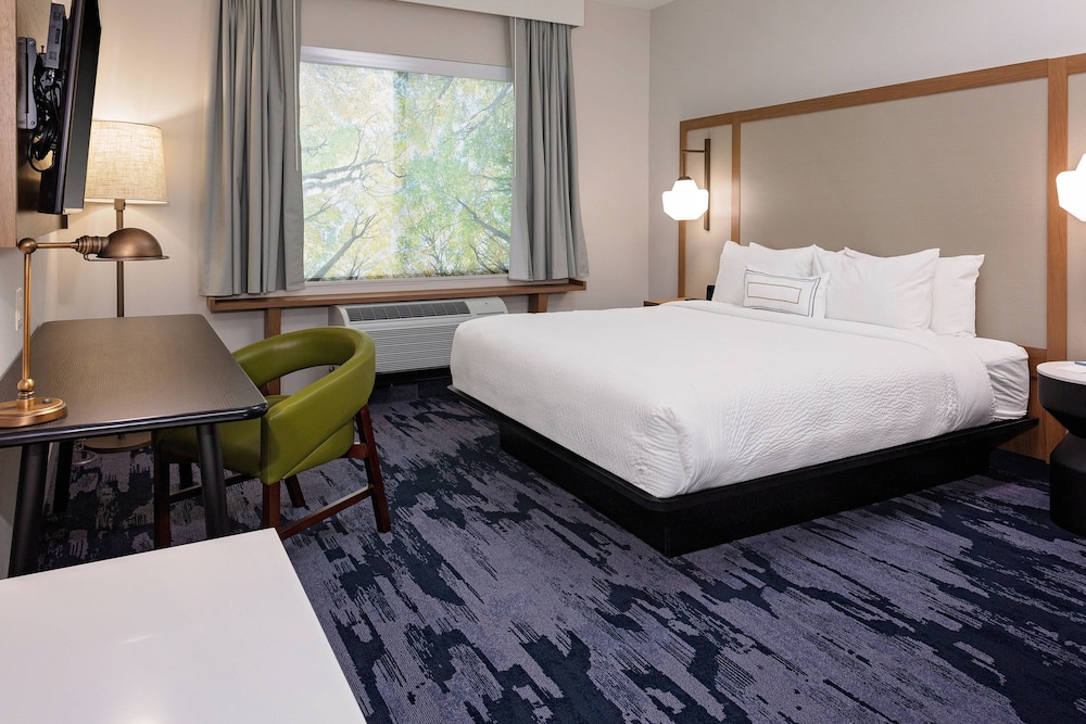 Fairfield Inn Suites Queensbury Glens Falls Lake George Area 12/30