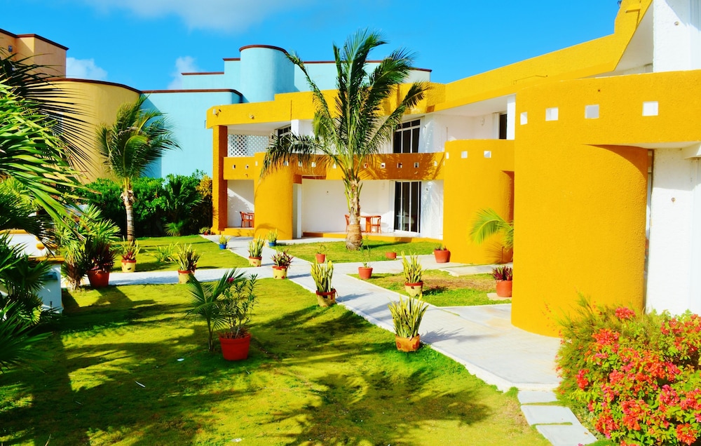 HOTEL ARRECIFES SUITES 55/67