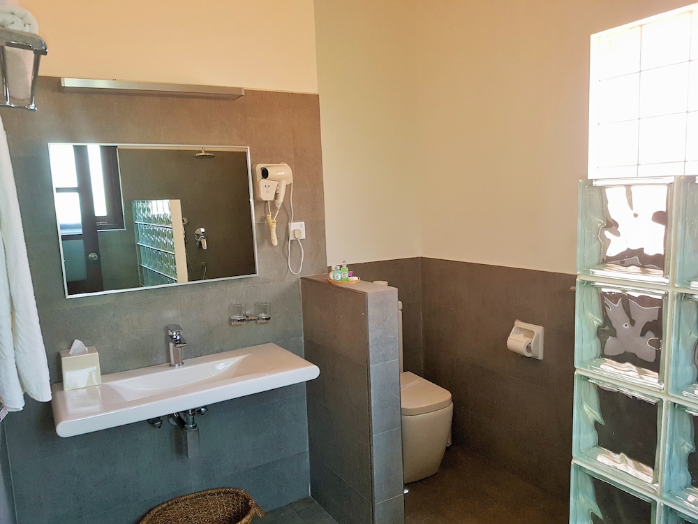 Imagine Villa Hotel 47/50