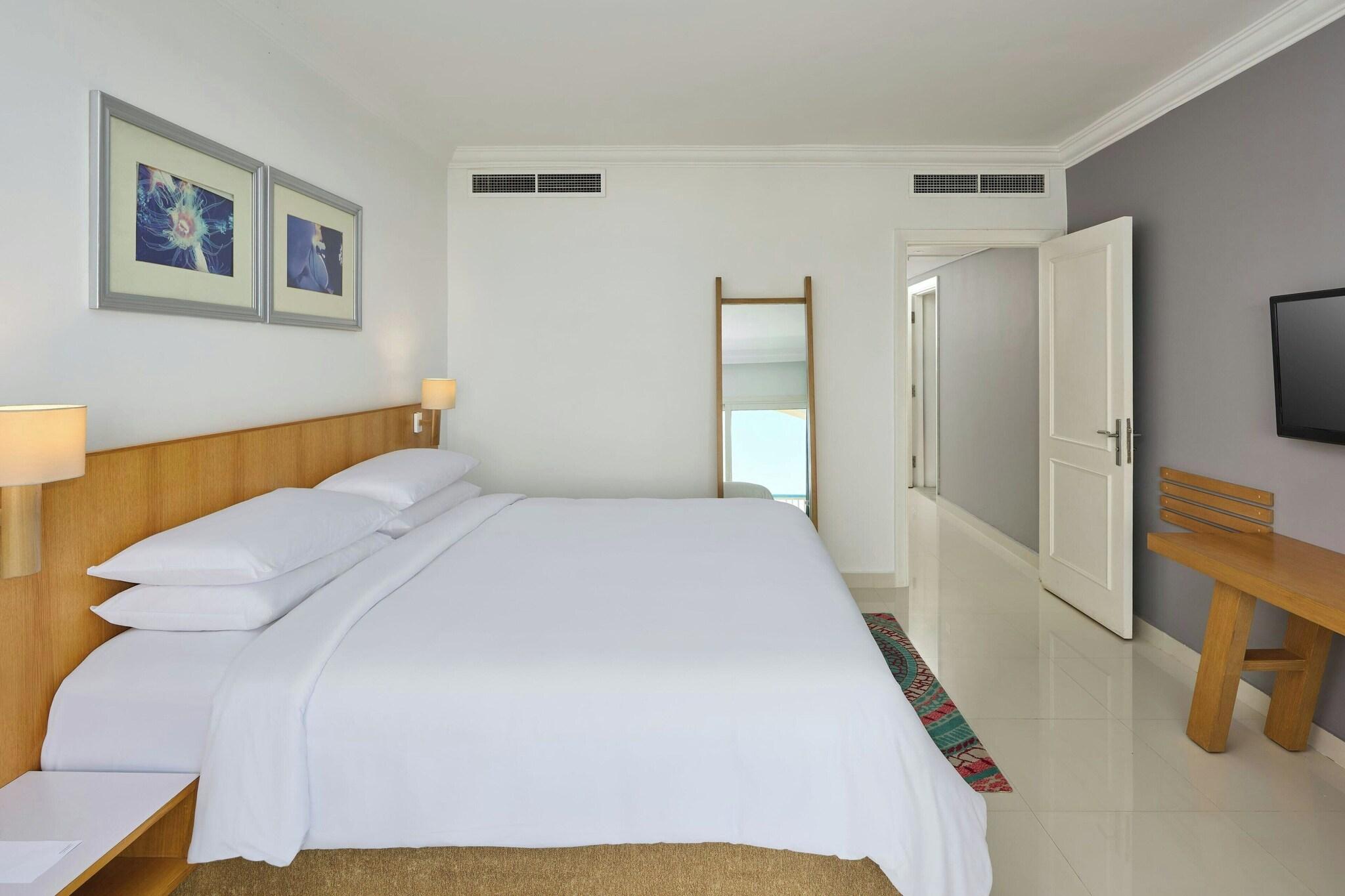 جناح بريميوم بإطلالة على الحديقة، Renaissance Sharm El Sheikh Golden View Beach Resort 3/10