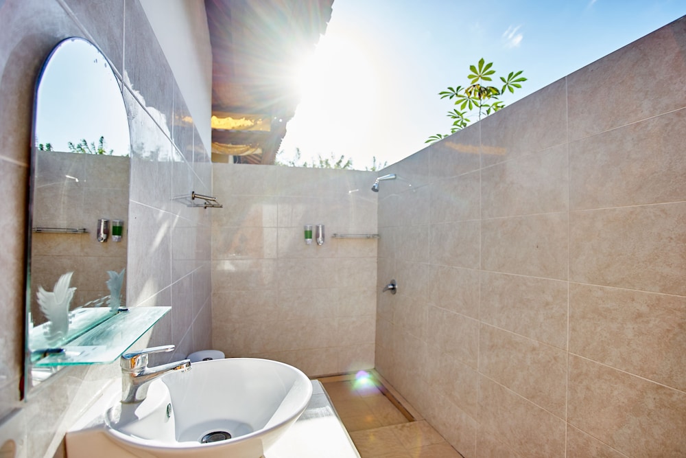 Taos House Lembongan 47/50