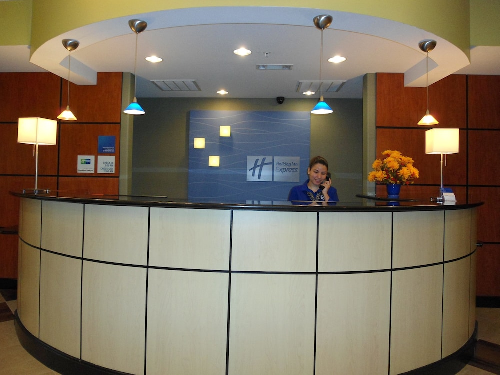 Holiday Inn Express Hotel Suites Atlanta East Lithonia 5/66