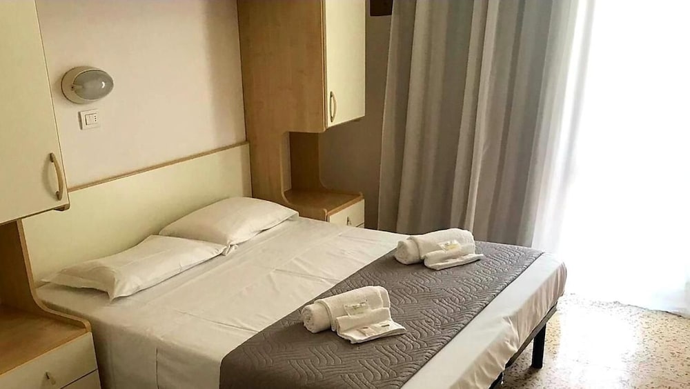 Hotel Lively 7/40