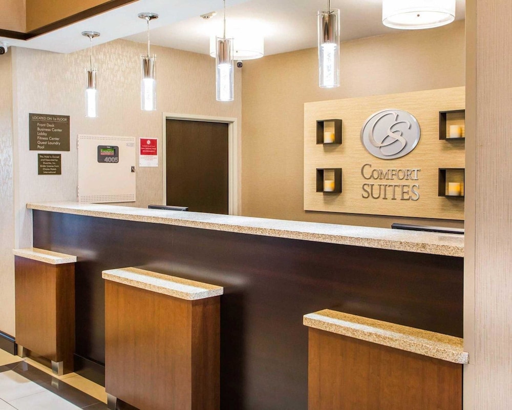 Comfort Suites Columbus West- Hilliard 8/46