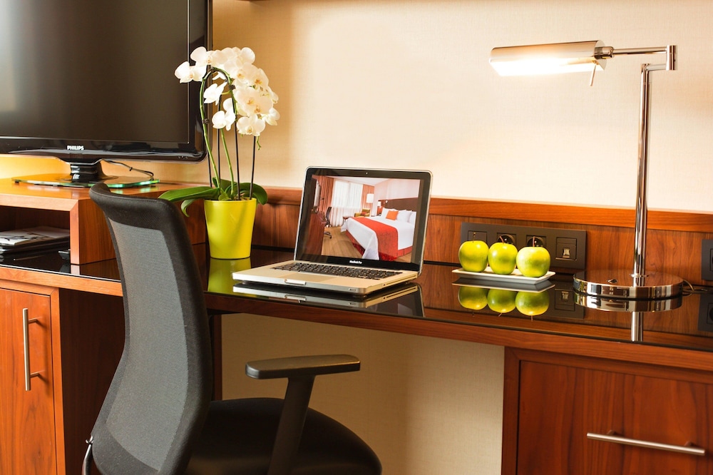 Courtyard by Marriott Paris Arcueil 36/41