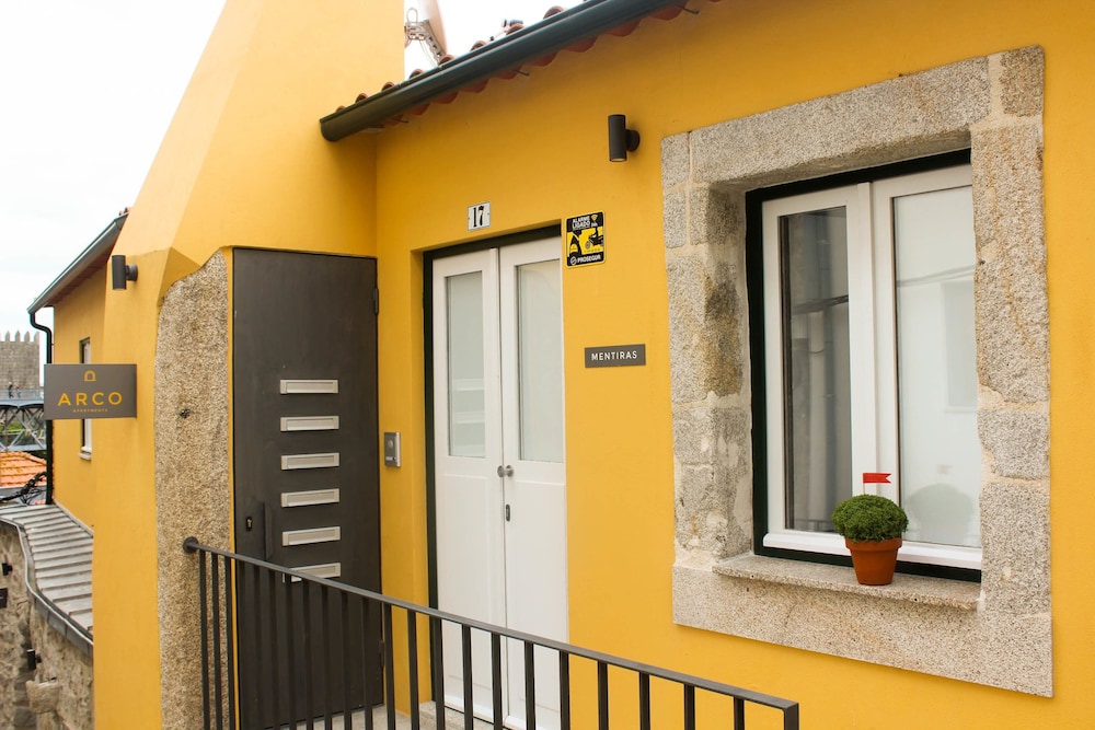 Arco Apartments 1/50
