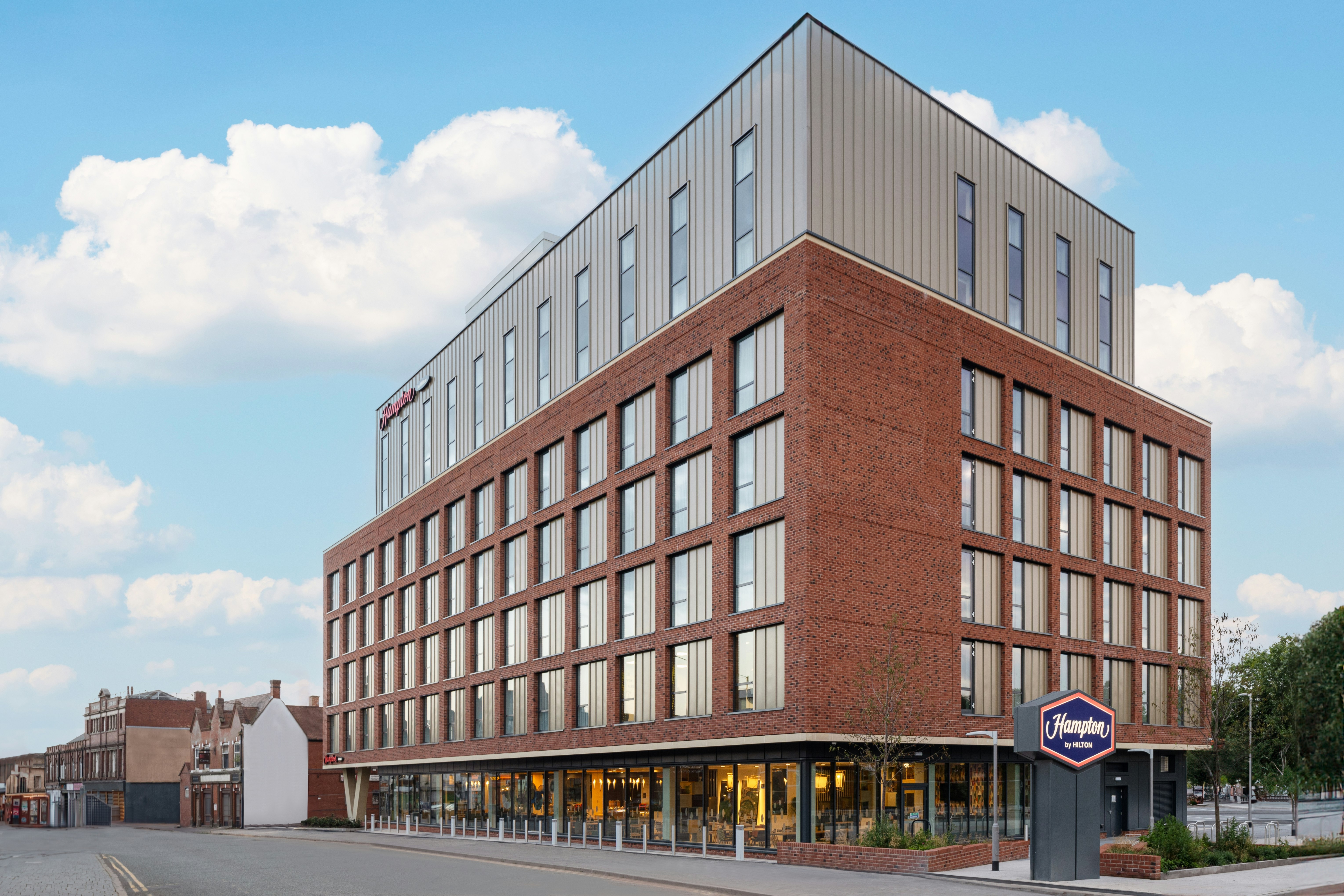 Hampton by Hilton Nuneaton 2/24