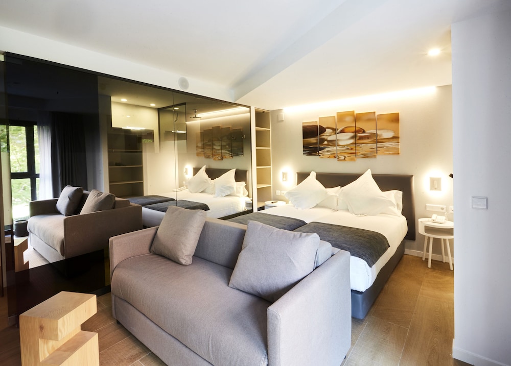 Hotel Valencia Alameda 41 50/63