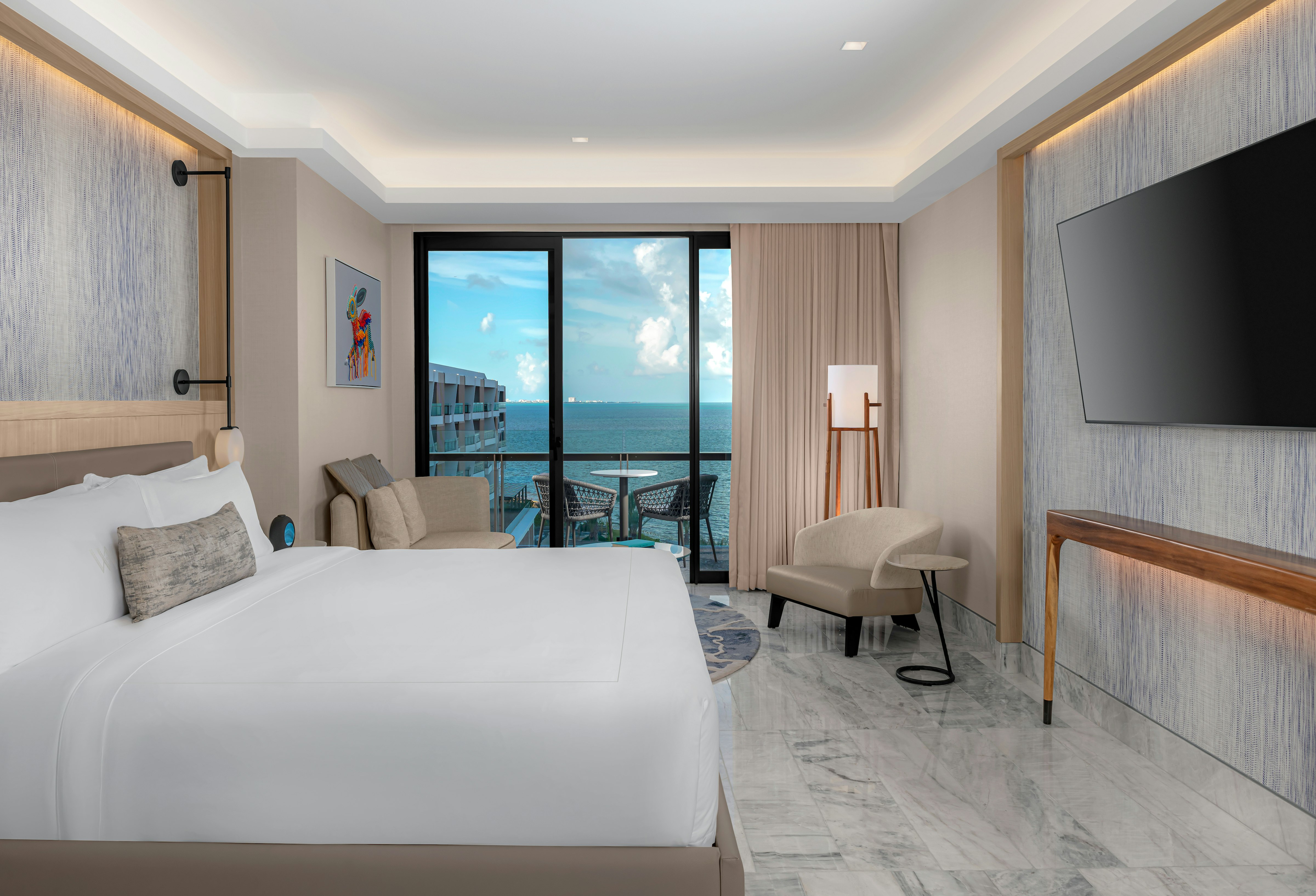 DELUXE, SUITE, KING BED, OCEAN FRONT
