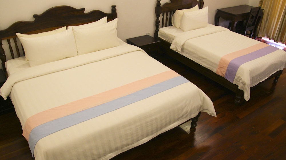 Deluxe, Triple, 1 King and 1 Single Beds, Pool View, La Residence WatBo Hotel 8/10