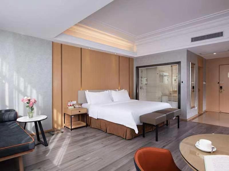 Vienna Hotel (Zhongshan Xiaolan Daxin) 13/24