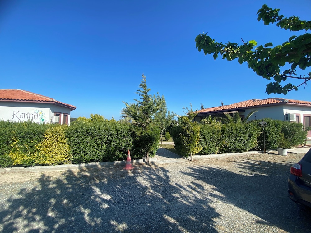 Karina Vineyard House 36/47