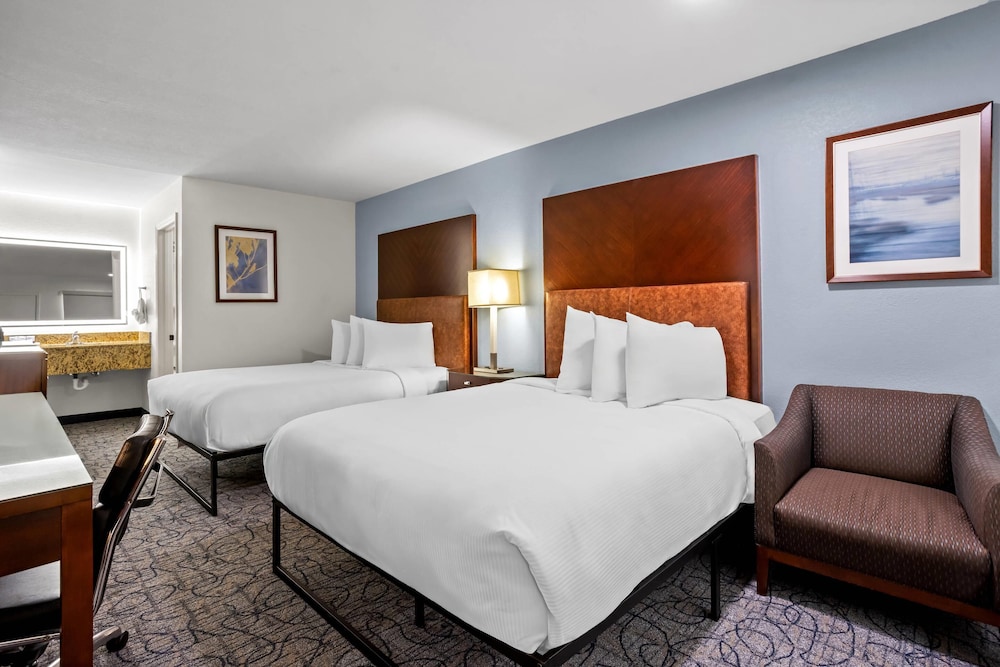 Rodeway Inn Baxley, GA 25/86