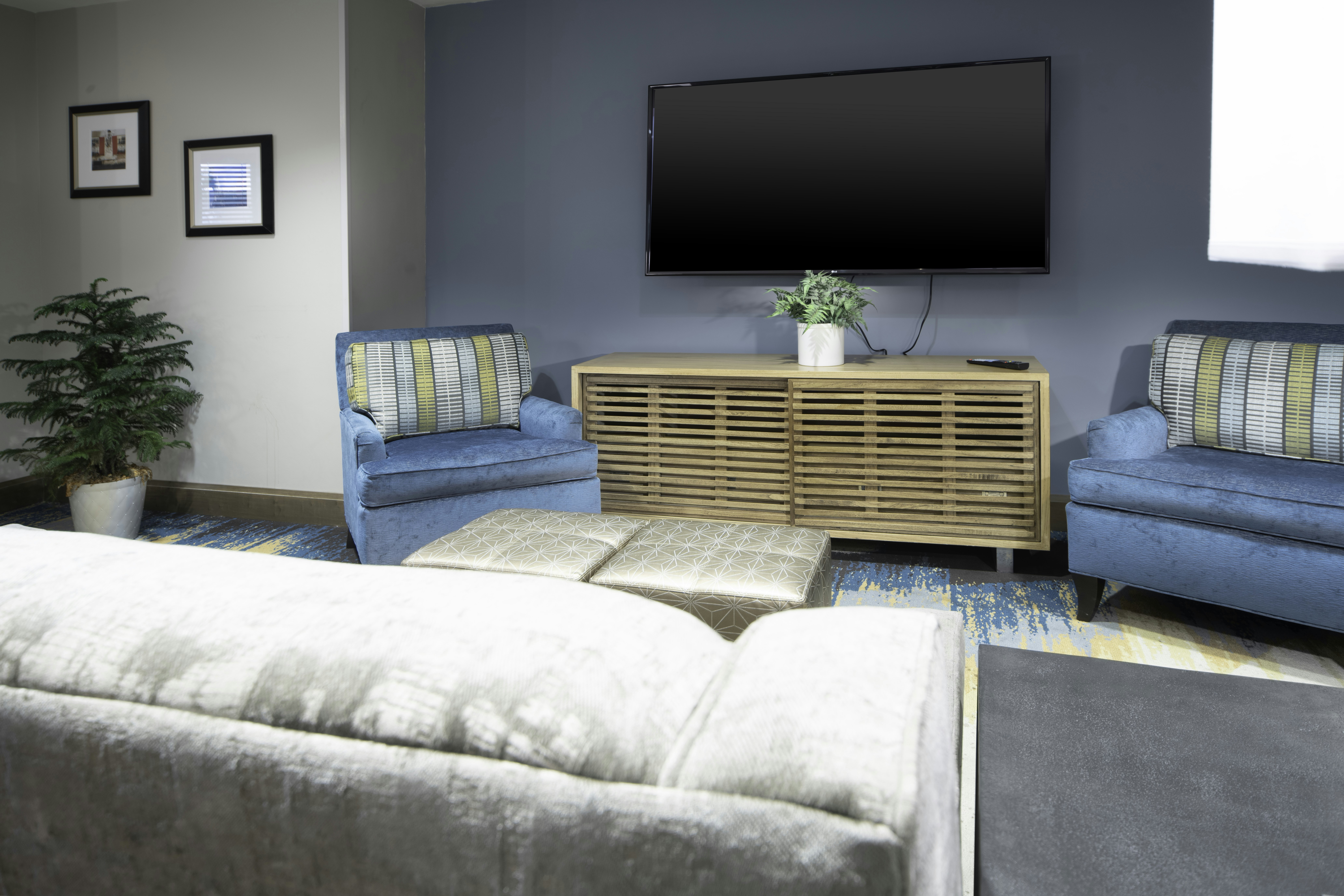 Staybridge Suites Summerville 23/48
