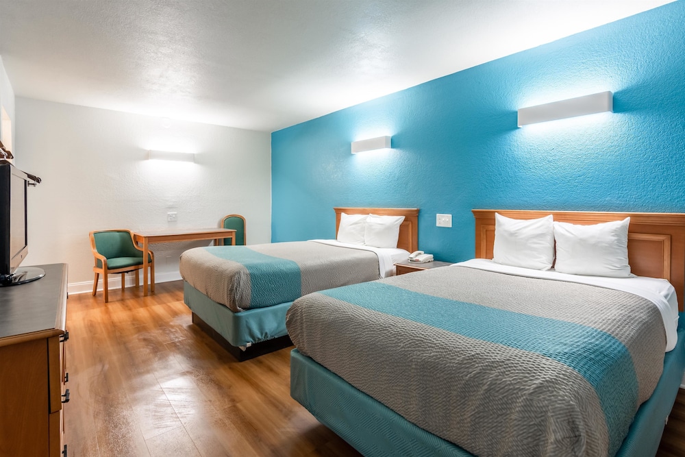 Motel6 North Little Rock, AR - McCain 22/56