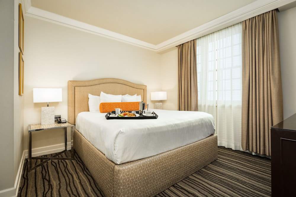 Grand Galvez Resort, Autograph Collection 16/62