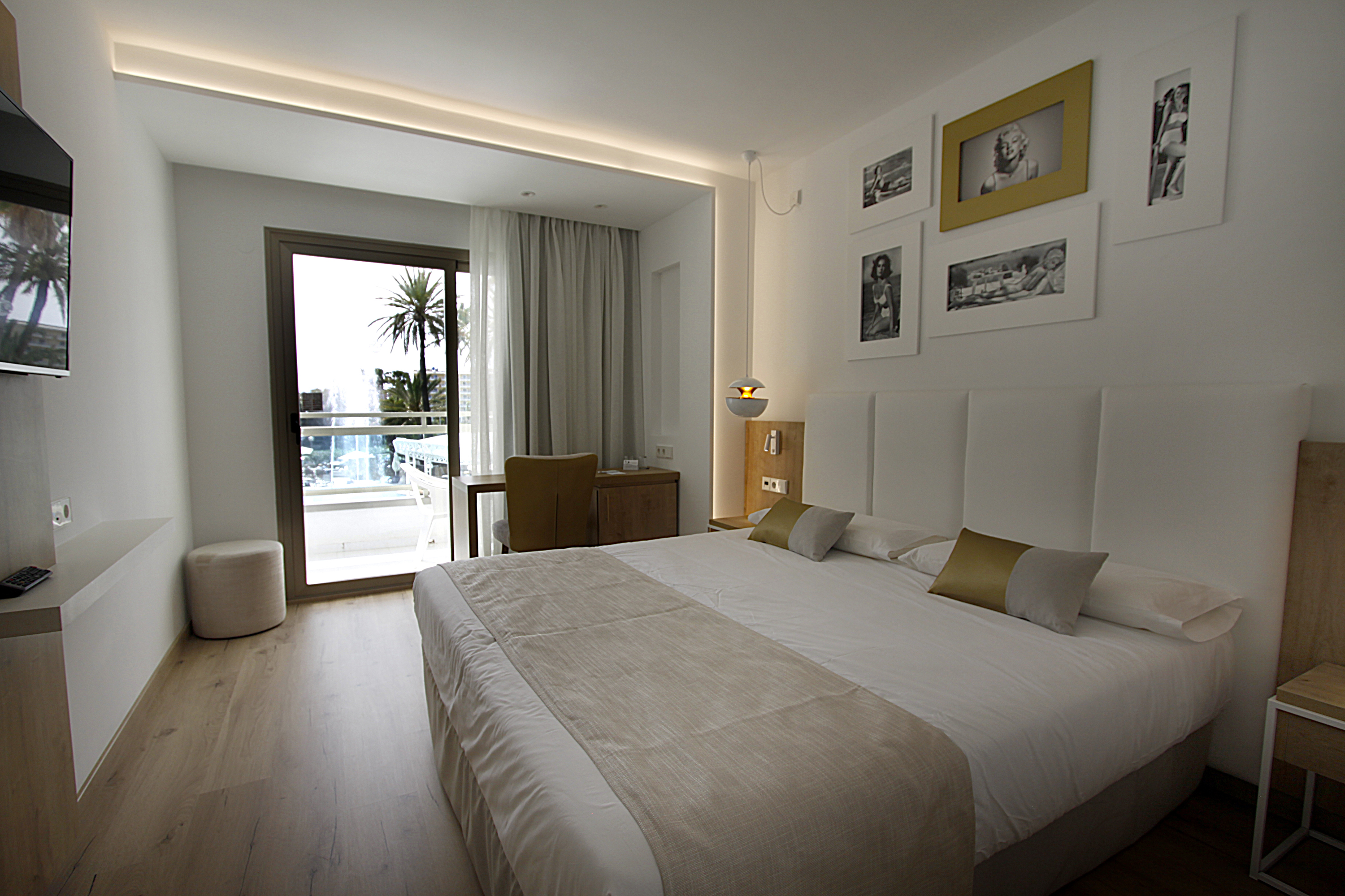 Double room Single use.