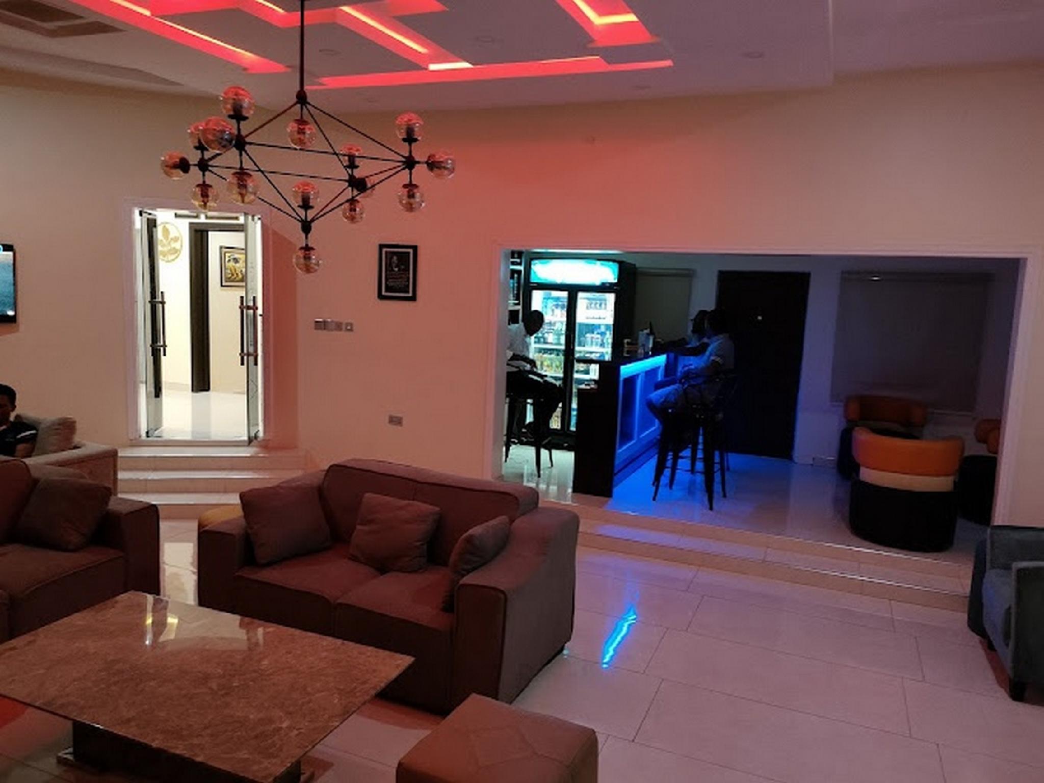 Pentagon Luxury Suites Enugu 18/28