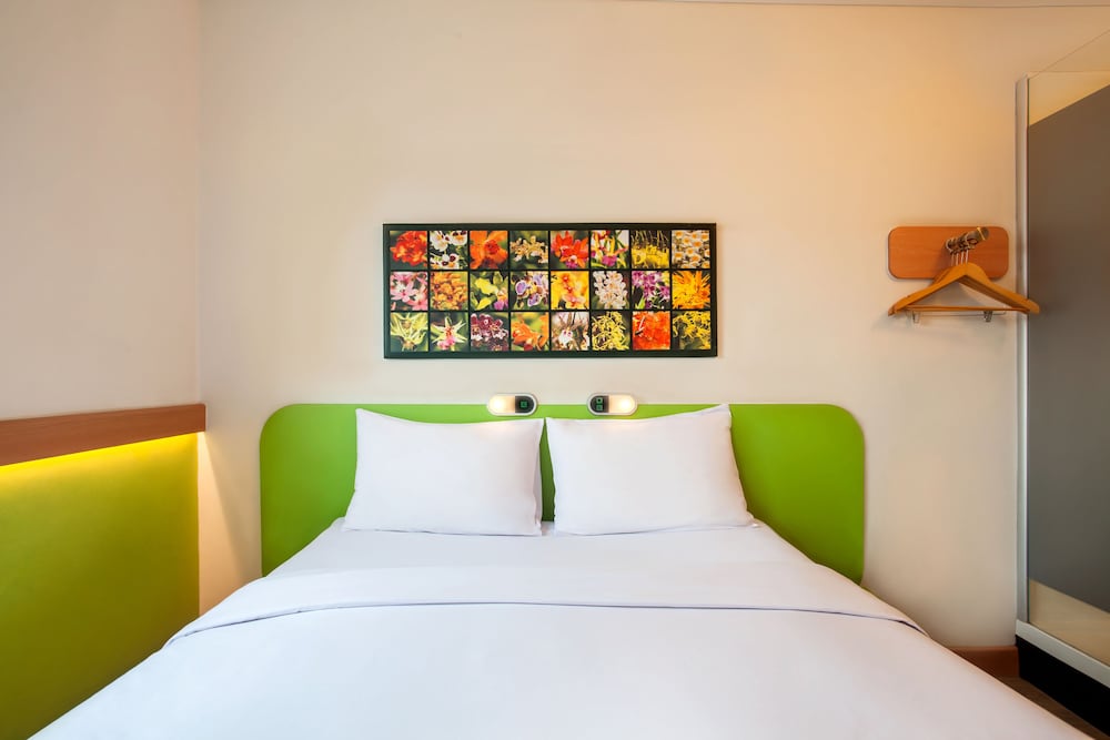 Ibis Budget Semarang Tendean 25/54