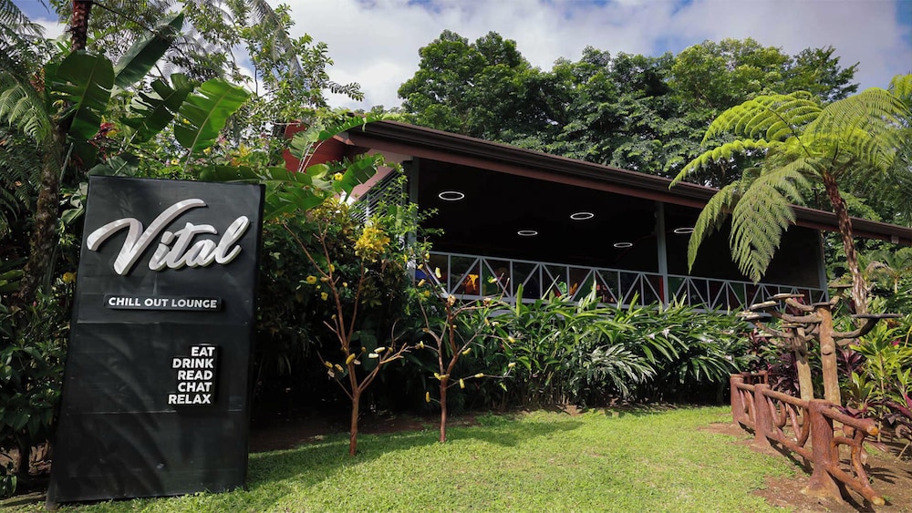 VOLCANO LODGE AND SPRINGS 2/68