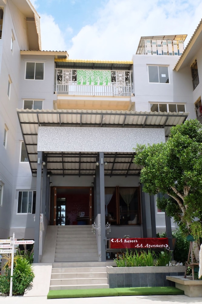 Aa Resort 5/50