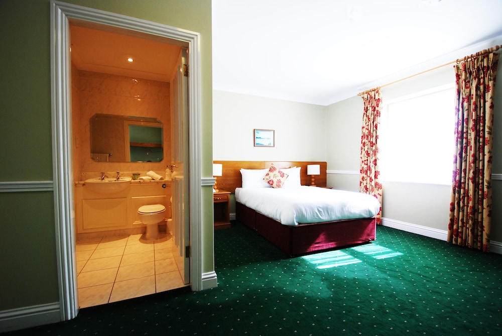 Benners Hotel 6/56