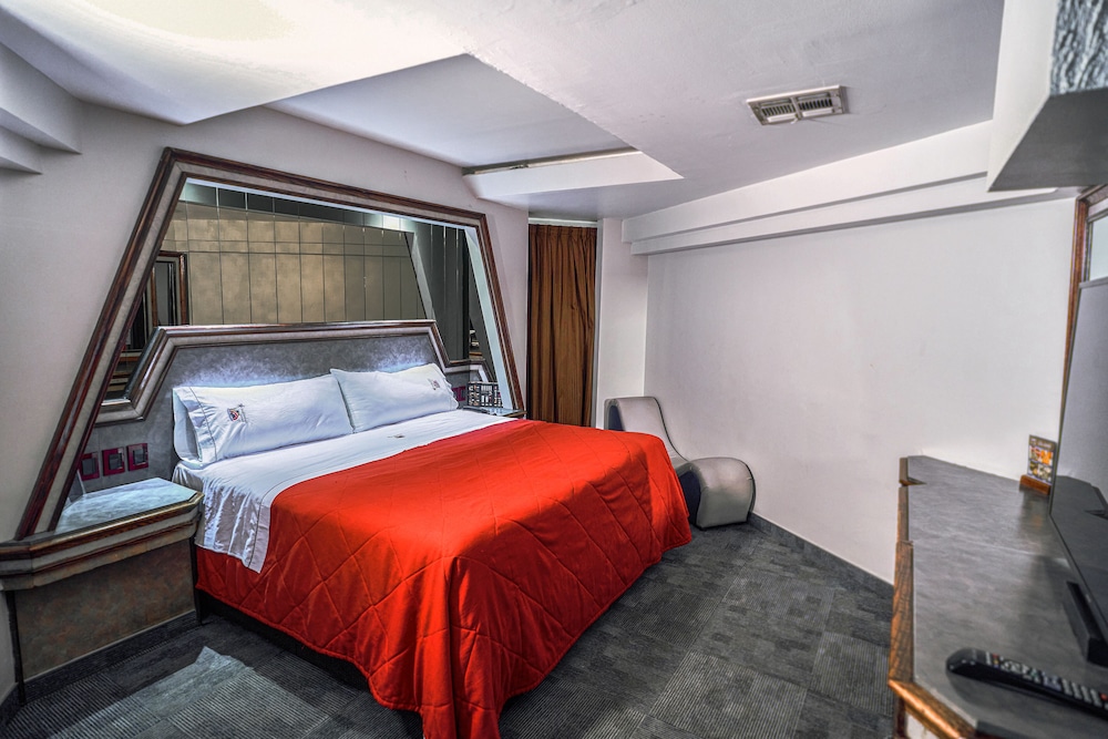 Motel Mediterraneo 7/34