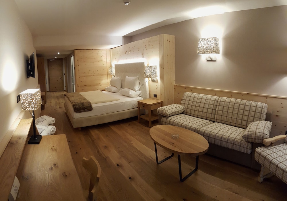 Hotel Cesa Tyrol 49/71