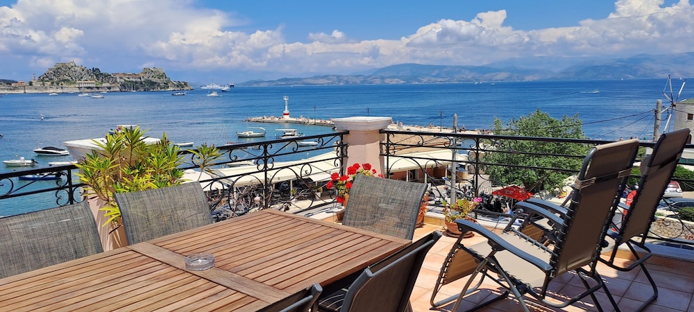 Garitsa bay Apartment 35/50