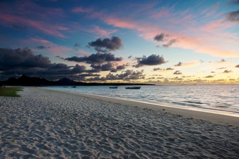 Paradise Beach by Horizon Holidays 61/71