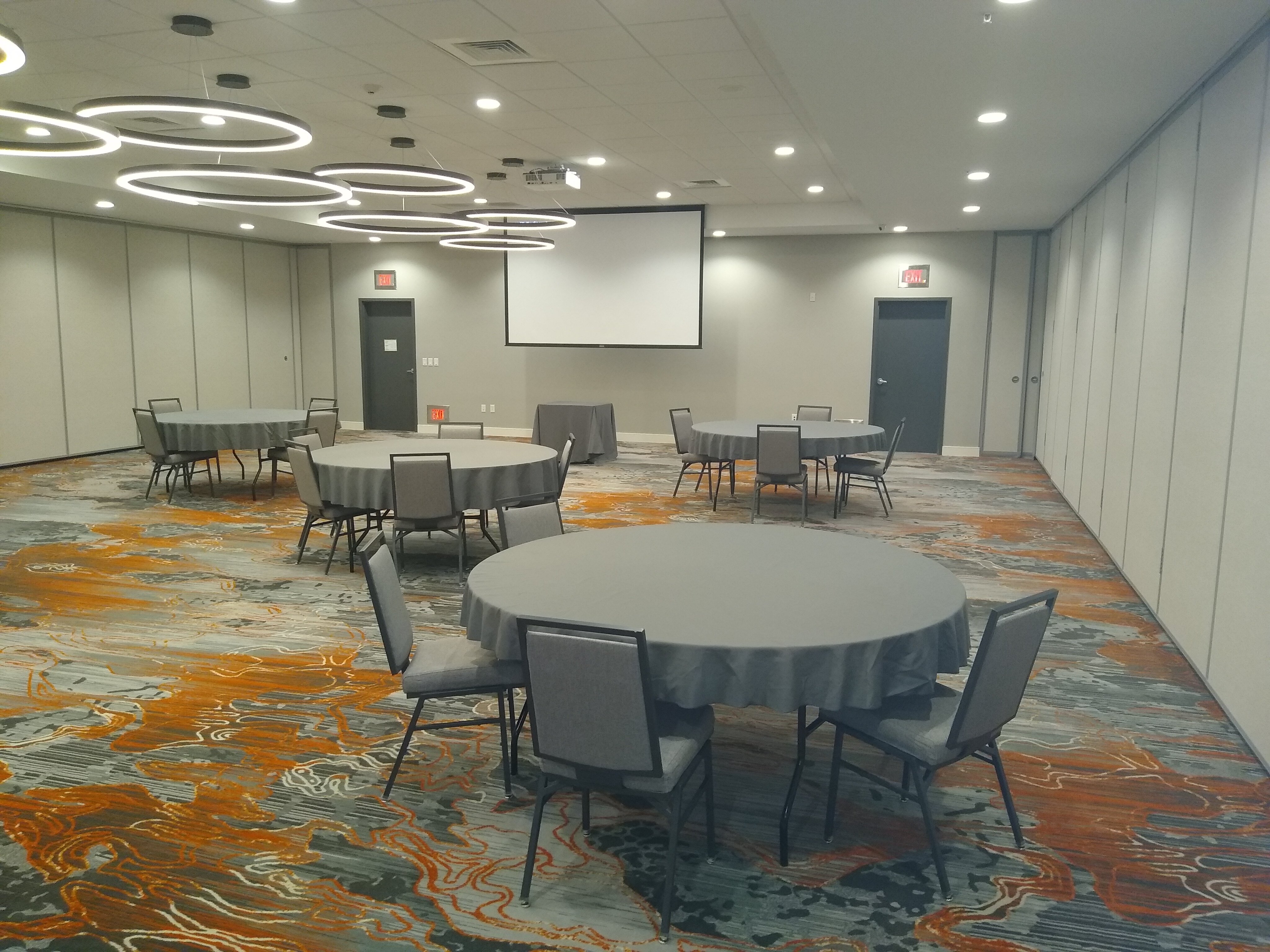 Holiday Inn Kansas City - Northeast 50/55