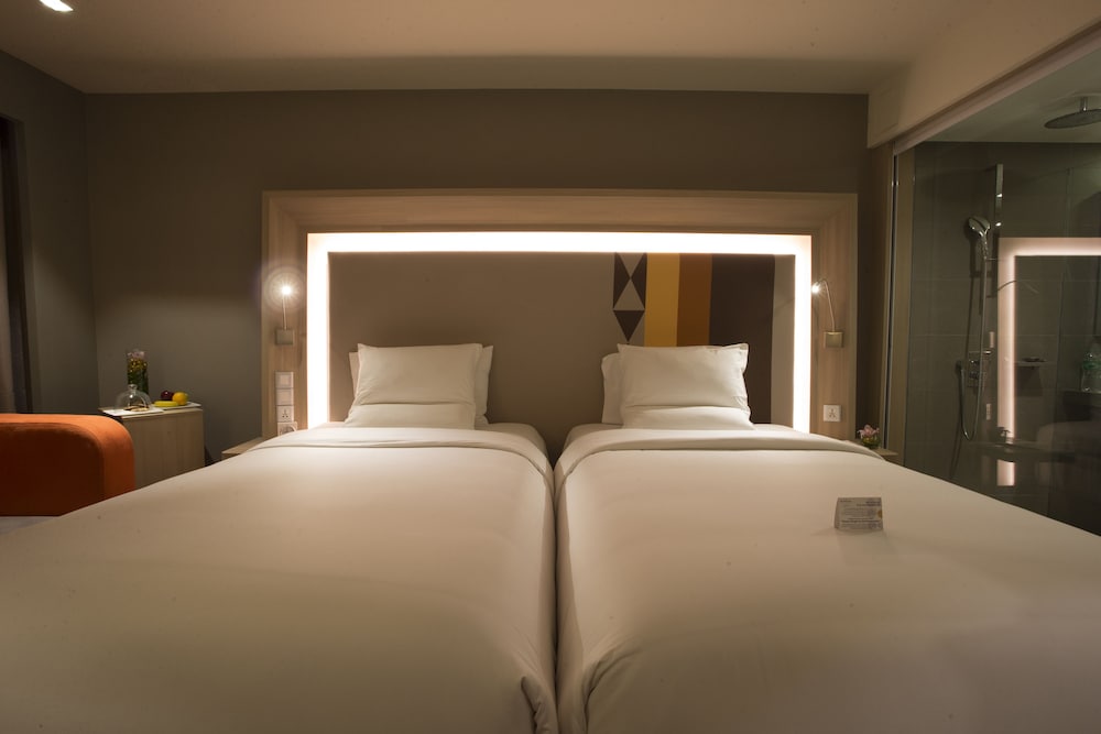 Hotel Novotel Manila Araneta Center 14/76
