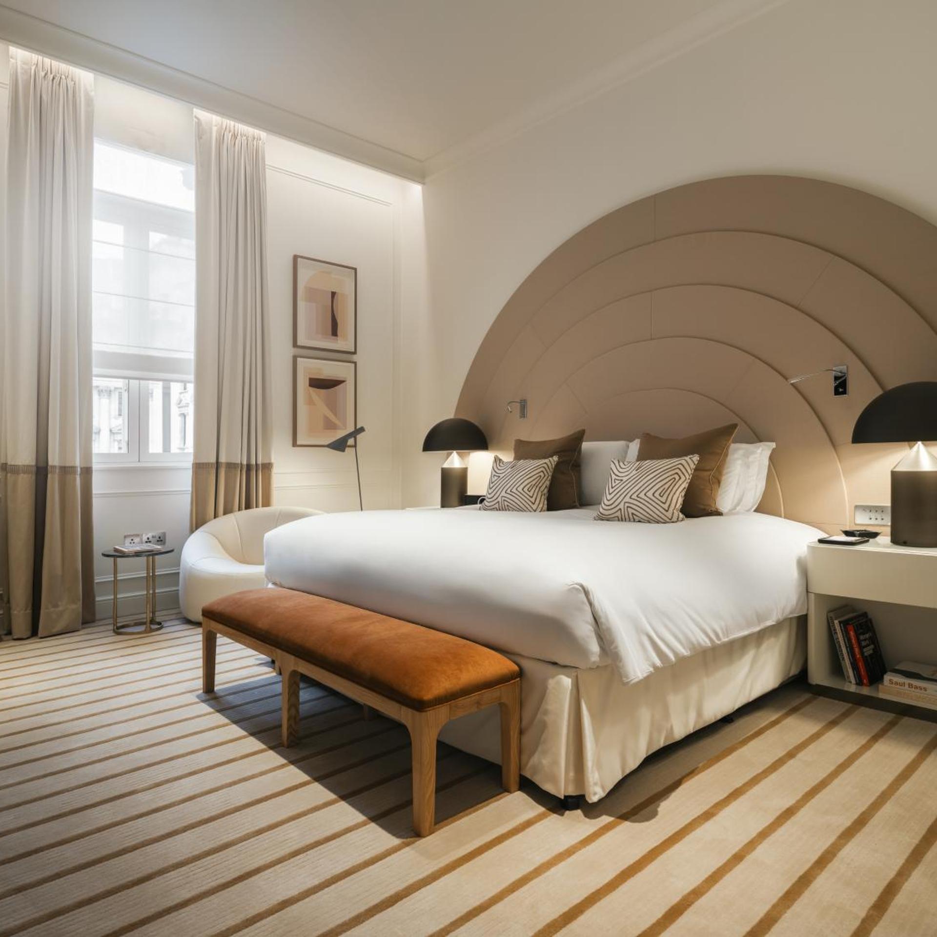 Opera, Space, Suite, King Bed, Dining Area, Living Area