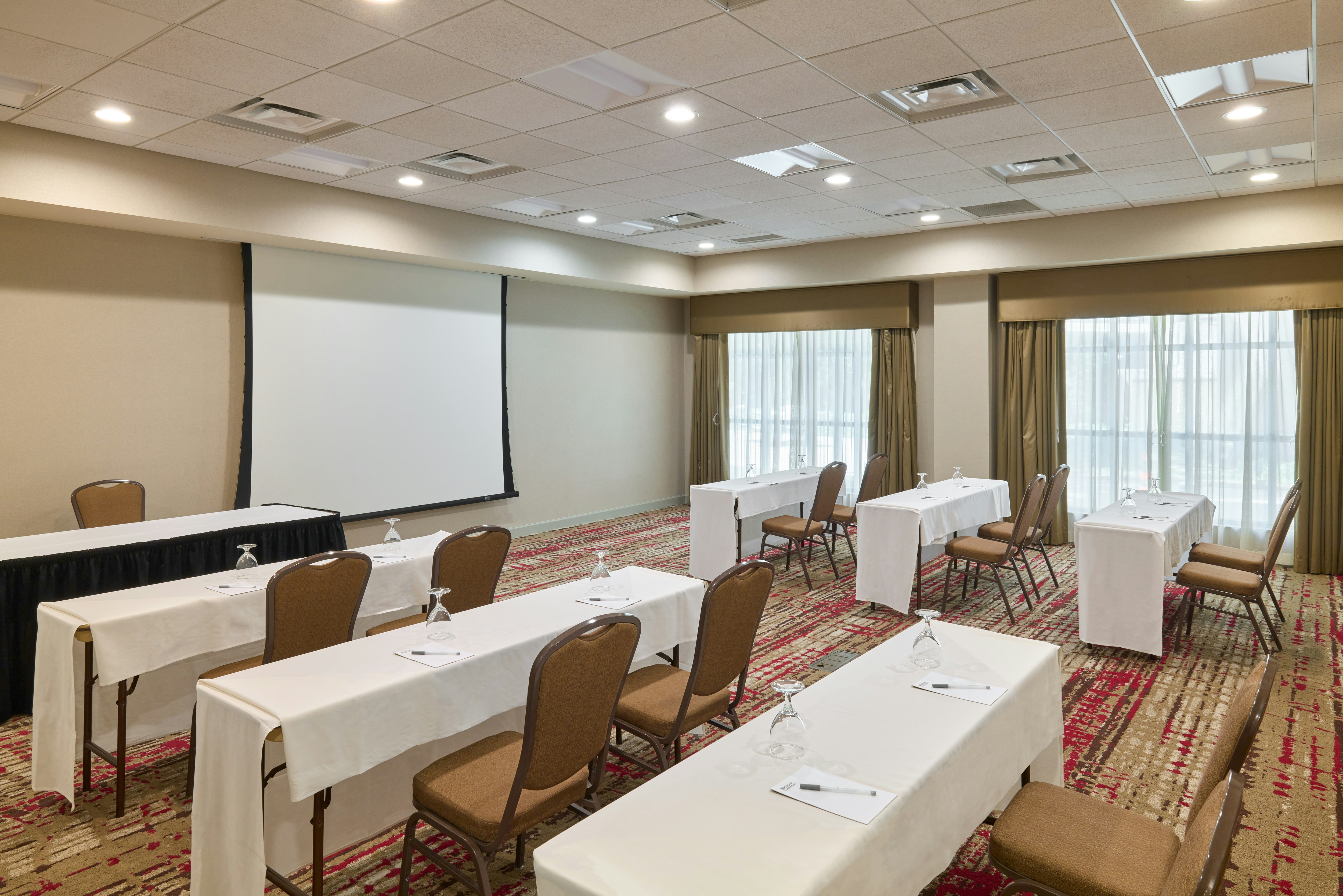 Hilton Garden Inn Bloomington, IN 63/78