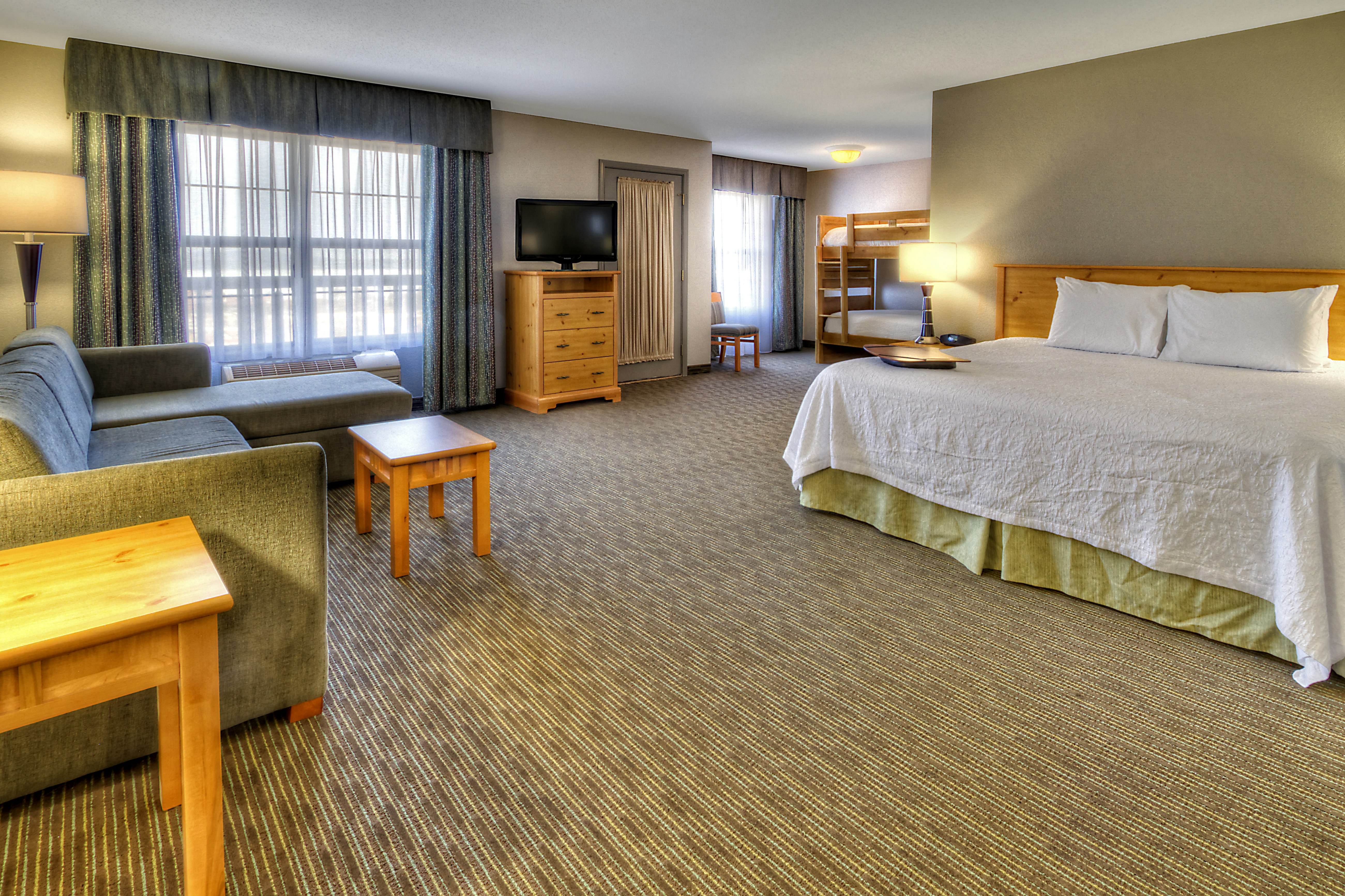 Hampton Inn & Suites by Hilton Petoskey 26/75