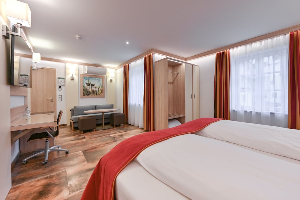 Hotel & Restaurant Ludwigs 10/72
