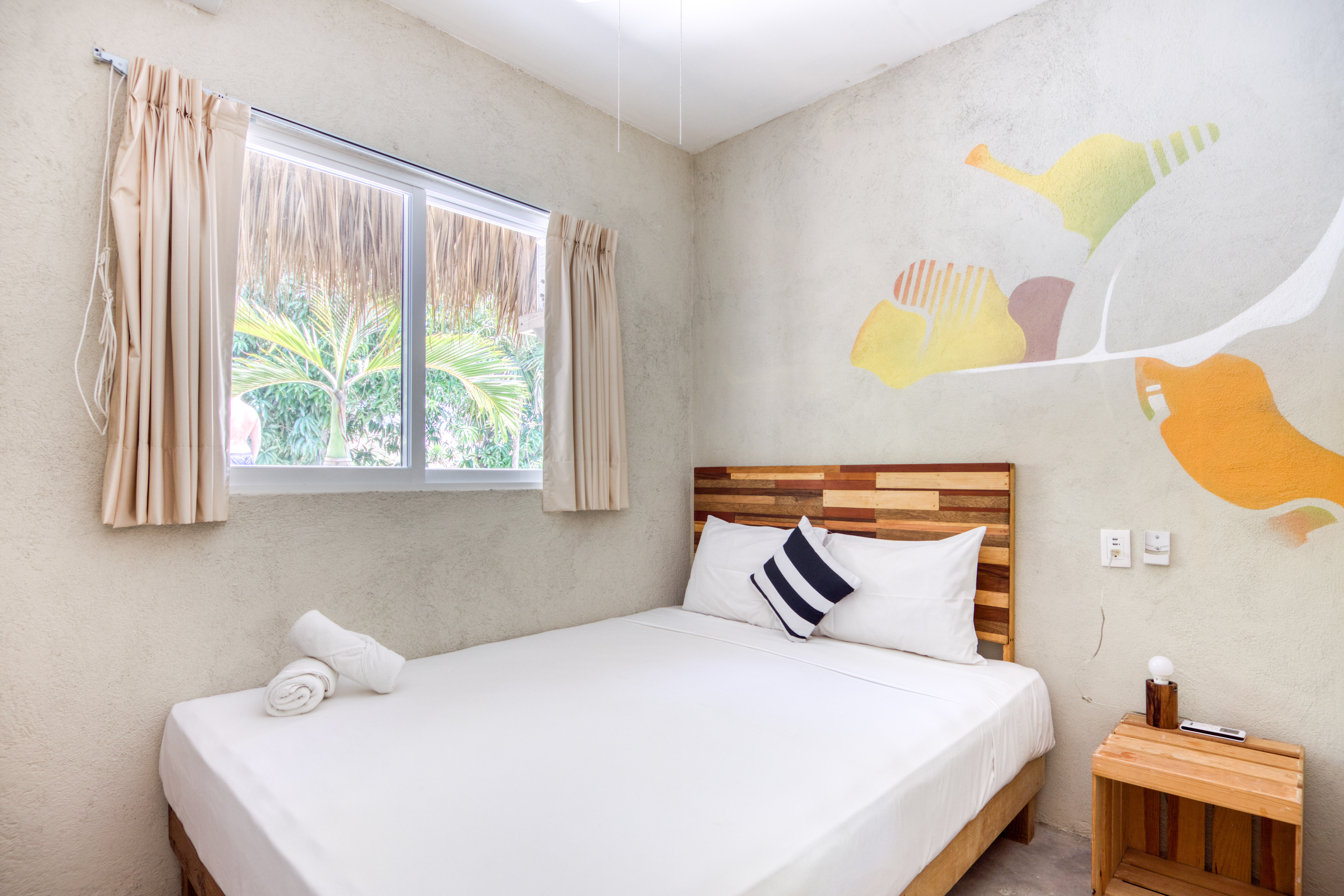 Exterior, Compact, Shared Bathroom