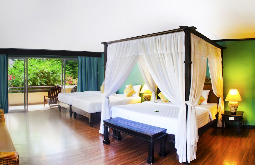 Fair House Beach Resort & Hotel 18/77